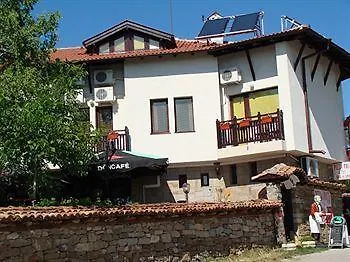 Hotel Elena 3*